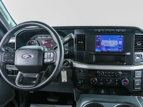 Used 2024 Ford F250 XLT w/ FX4 Off-Road Package AWD/4WD image 17