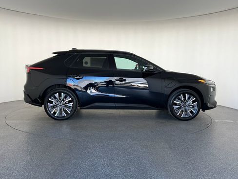 New 2026 Subaru Solterra image 2