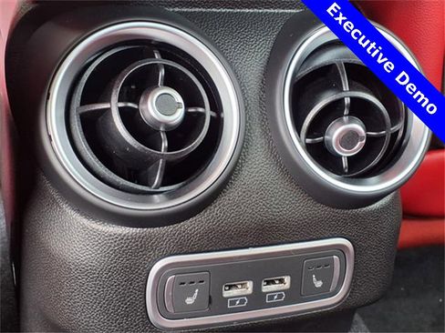 New 2025 Alfa Romeo Giulia Veloce w/ Veloce Package Rwd image 5