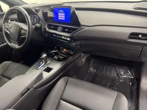 Certified 2025 Lexus UX 300h FWD image 12