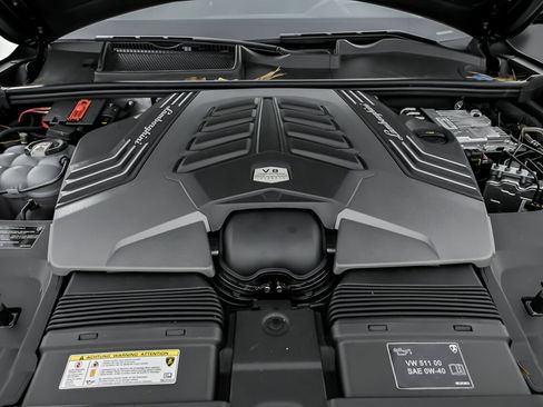 Used 2024 Lamborghini Urus Performante image 17