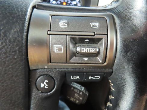 Used 2018 Lexus GX 460 Luxury image 24