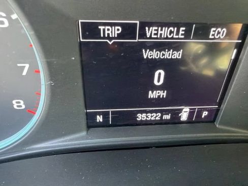 Used 2022 Chevrolet Traverse LS FWD image 15