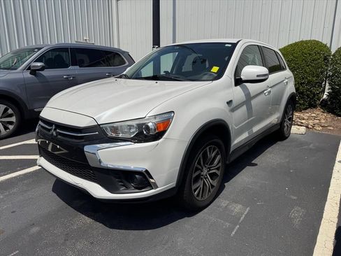 Used 2018 Mitsubishi Outlander Sport ES AWD/4WD image 9