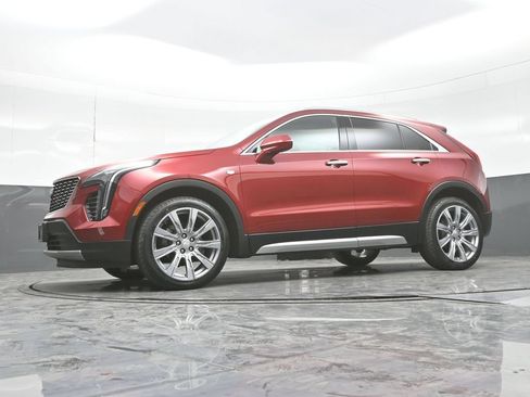Used 2019 Cadillac XT4 Premium Luxury AWD/4WD image 28