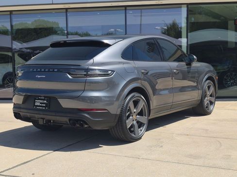 Used 2023 Porsche Cayenne Coupe AWD/4WD image 9