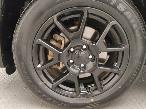 Used 2019 Jeep Renegade Altitude w/ Quick Order Package 2XM image 31