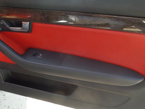 Used 2005 Audi S4 Cabriolet image 65