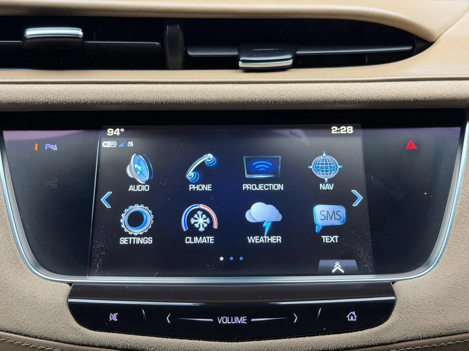 Used 2018 Cadillac XT5 Platinum AWD/4WD image 40