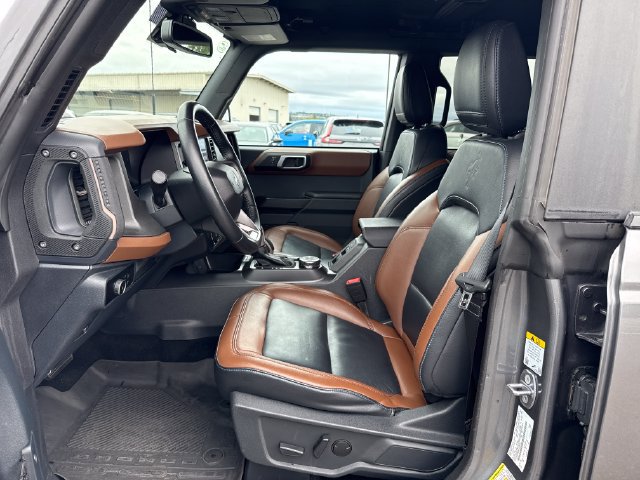 Used 2024 Ford Bronco Outer Banks w/ Sasquatch Package AWD/4WD image 17