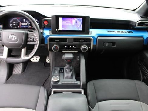 Used 2024 Toyota Tacoma TRD Sport RWD image 16