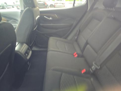 Used 2020 GMC Terrain SLE w/ Driver Convenience Package FWD image 15