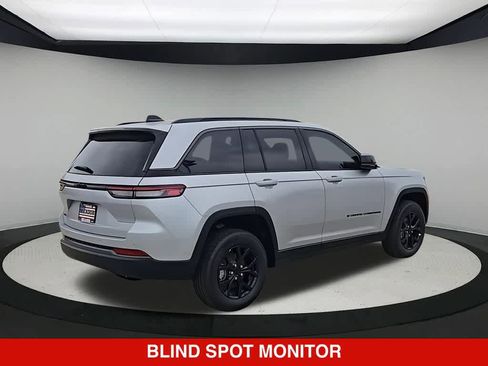 New 2026 Jeep Grand Cherokee Altitude AWD/4WD image 8