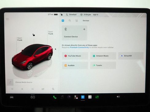 Used 2024 Tesla Model Y Long Range AWD/4WD image 38