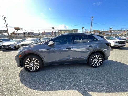 Used 2023 Volkswagen ID.4 Pro S Plus image 5