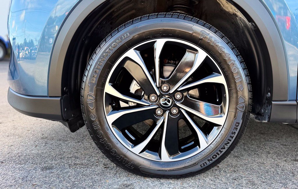 Used 2023 MAZDA CX-5 AWD 2.5 S w/ Premium Package image 3
