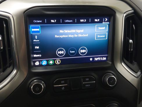 Used 2021 Chevrolet Silverado 2500 LT w/ Snow Plow Prep/Camper Package image 20