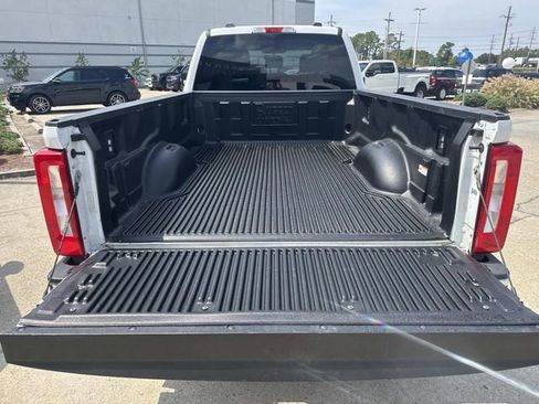 Used 2024 Ford F250 XLT image 6