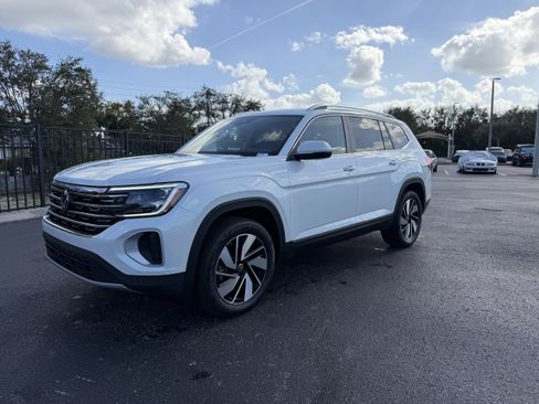 New 2026 Volkswagen Atlas SEL image 7