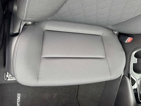 Certified 2025 Toyota Corolla LE image 15