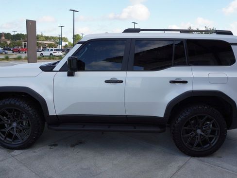 Certified 2024 Lexus GX 550 image 6