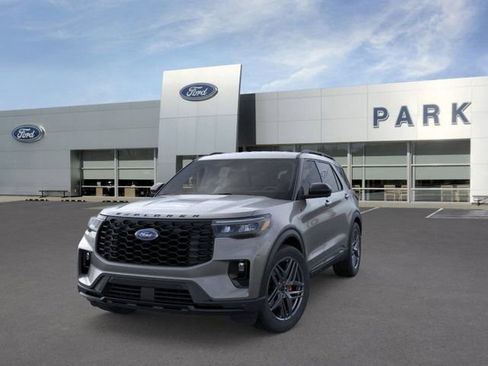New 2026 Ford Explorer ST-Line w/ ST-Line Street Pack image 2