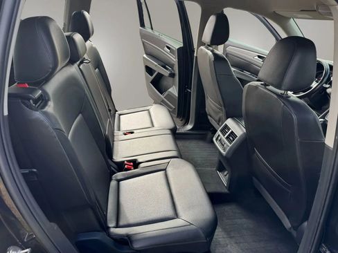 Used 2018 Volkswagen Atlas SE image 14