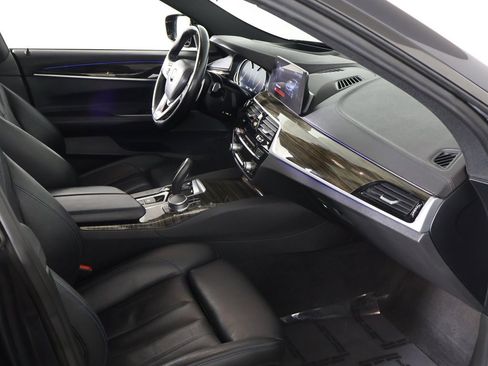 Used 2018 BMW 640i Gran Turismo xDrive image 27