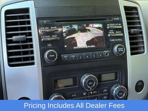Used 2014 Nissan Frontier SV w/ SV Value Truck Package AWD/4WD image 9