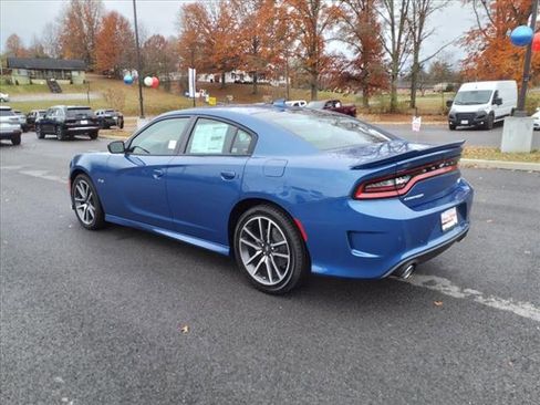 New 2023 Dodge Charger R/T w/ Navigation & Travel Group image 6
