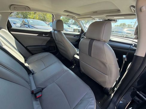 Used 2020 Honda Civic EX-L image 9