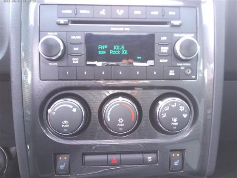 Used 2009 Dodge Challenger R/T RWD image 11