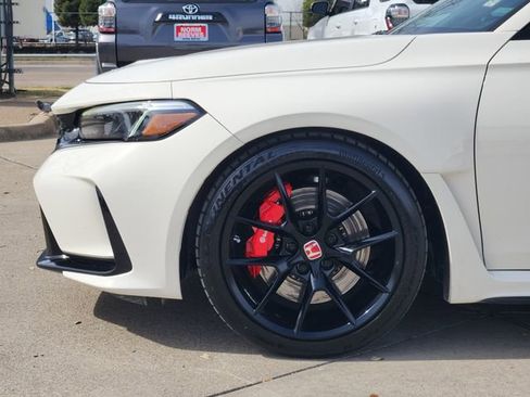 Used 2023 Honda Civic Type R image 5