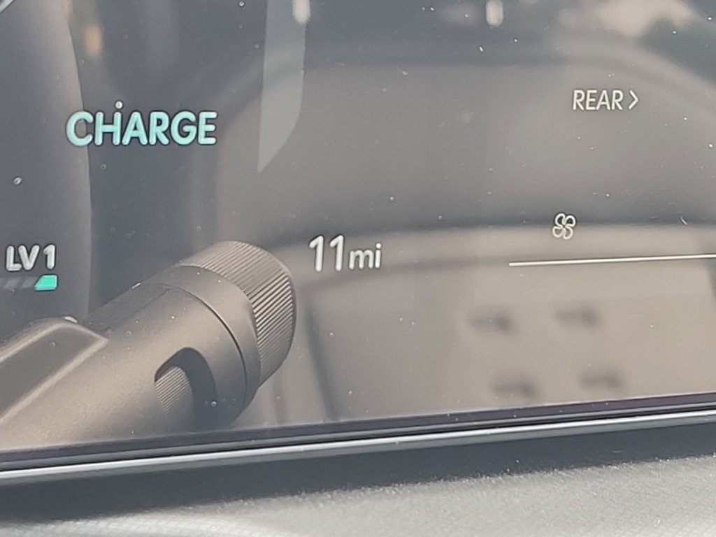 New 2026 Volkswagen Jetta SE FWD image 36