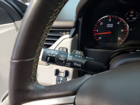 Used 2016 GMC Yukon Denali w/ Open Road Package image 38