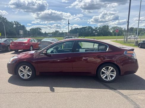 Used 2012 Nissan Altima 3.5 SR w/ Sport Pkg FWD image 8