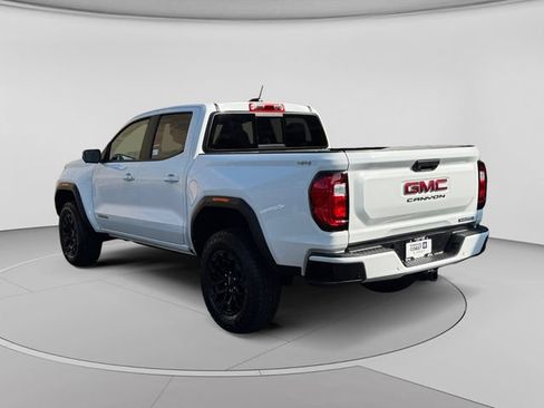 Used 2026 GMC Canyon Elevation w/ Technology Package AWD/4WD image 3