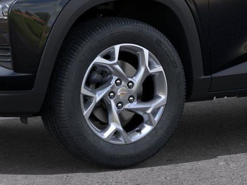 New 2026 Chevrolet Trax LS w/ LS Convenience Package FWD image 30