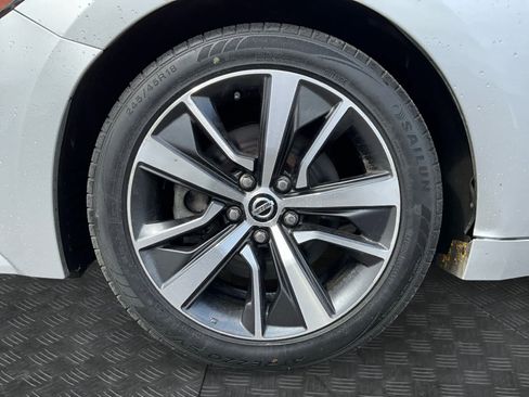 Used 2020 Nissan Maxima 3.5 SV w/ Floor Mat Group image 12