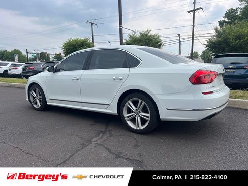 Used 2016 Volkswagen Passat 1.8T S FWD image 3