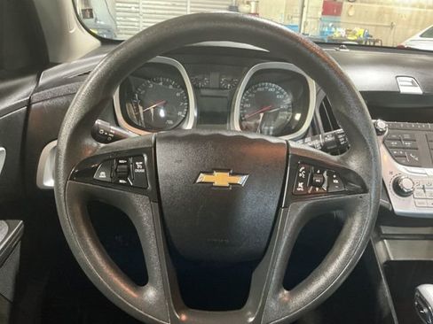 Used 2015 Chevrolet Equinox LS image 16