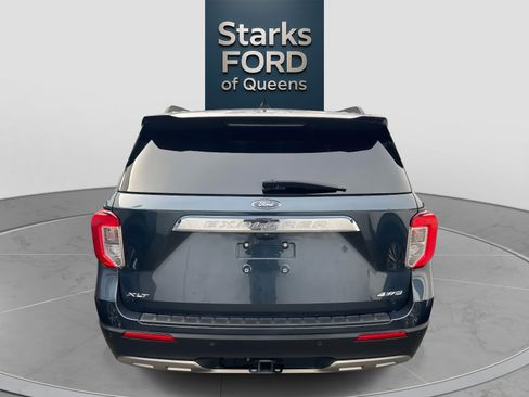 Used 2022 Ford Explorer XLT w/ Equipment Group 202A image 5