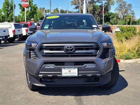 Used 2024 Toyota Tacoma SR5 image 2