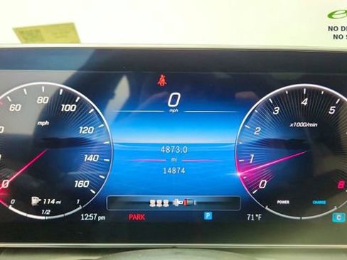 Used 2024 Mercedes-Benz C 300 4MATIC Sedan w/ Exclusive Trim Package image 37
