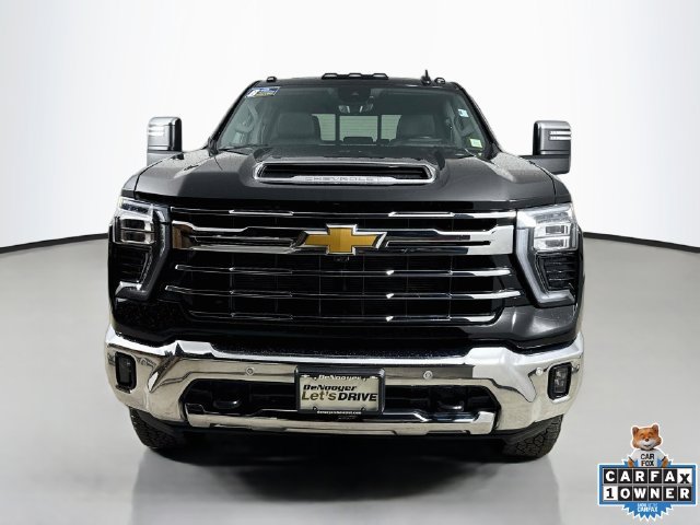 Used 2025 Chevrolet Silverado 2500 LTZ w/ LTZ Premium Package AWD/4WD image 9