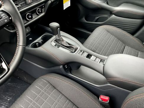 New 2026 Honda HR-V Sport image 14