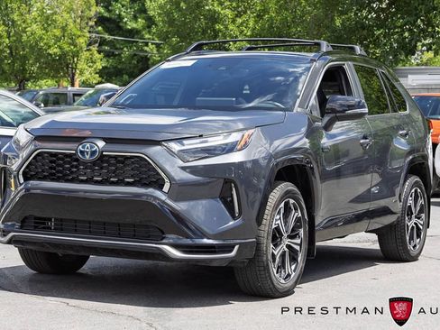Used 2024 Toyota RAV4 XSE w/ Weather Package AWD/4WD image 17