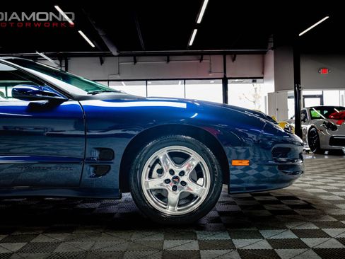 Used 2002 Pontiac Firebird Formula RWD image 24
