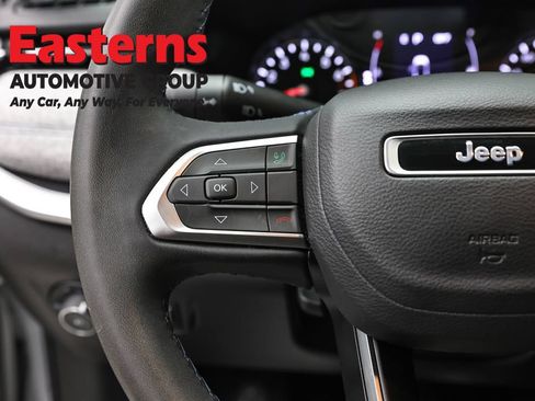 Used 2022 Jeep Compass Latitude AWD/4WD image 14