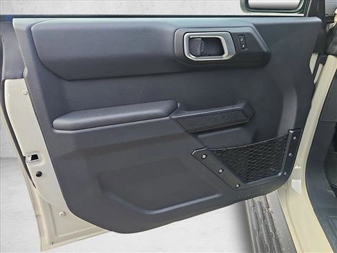 New 2025 Ford Bronco Outer Banks image 17